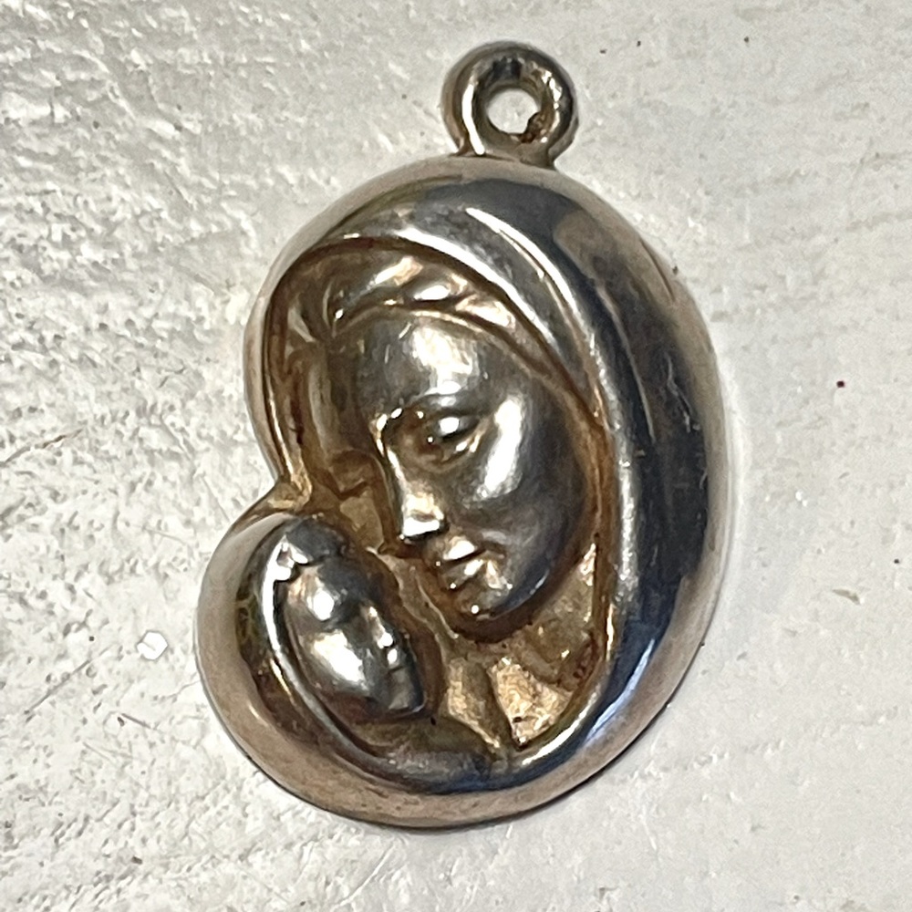 Madonna and Child Religious Pendant Medal Sterling Silver by Creed